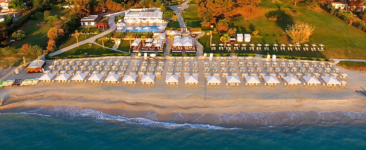 Picture of hotel and beach in Halkidiki