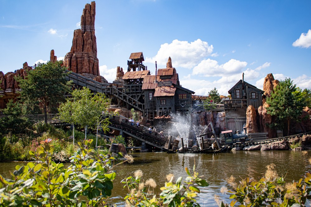 Disneyland Paris theme park ride